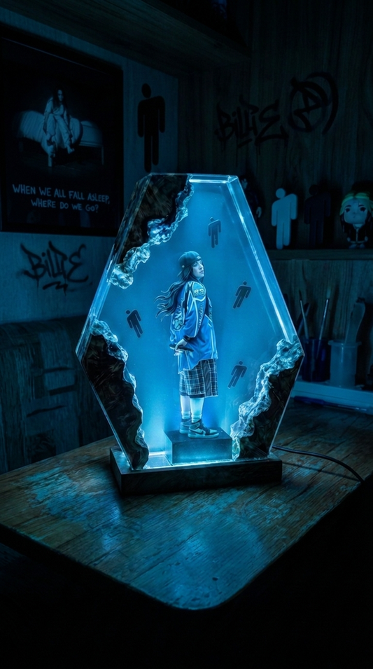 Leah Lamp - Billie